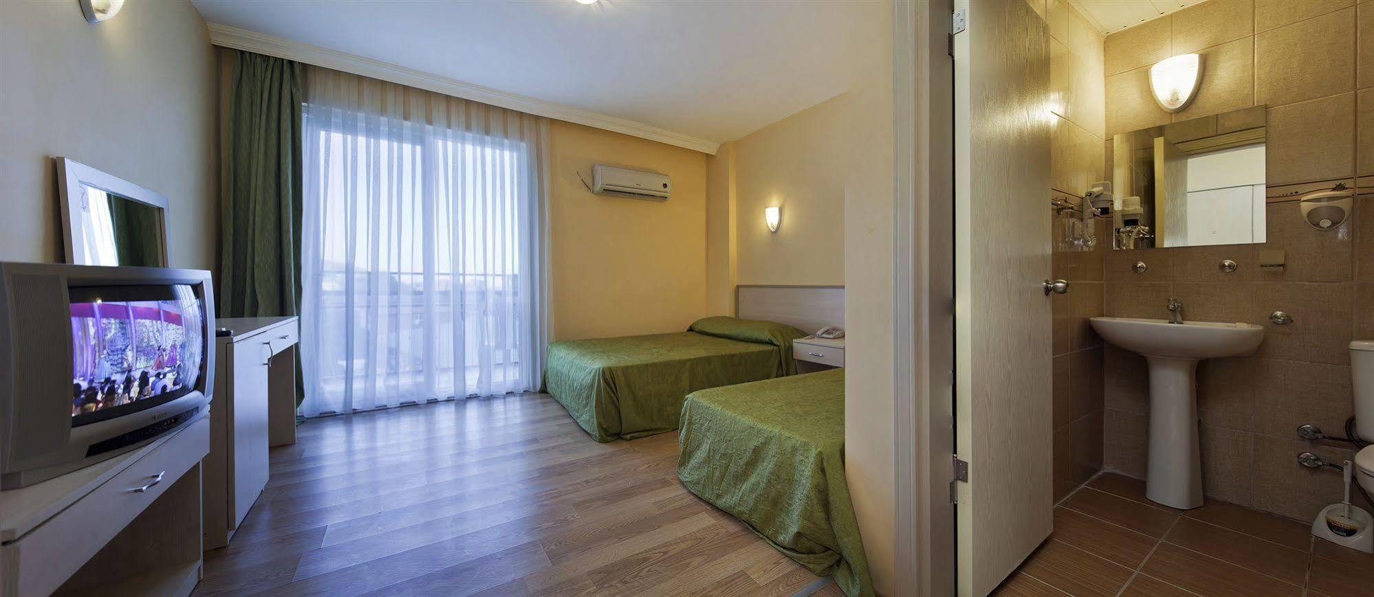 Larissa Garden Hotel Кемер Екстер'єр фото